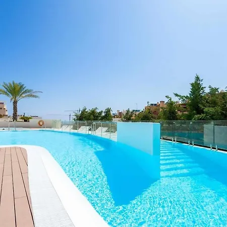 Stylish Living With Private Pool Apartment